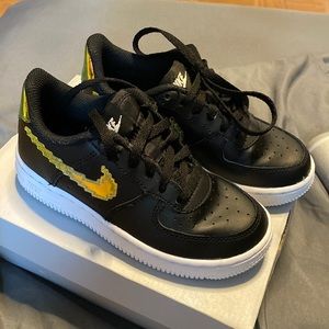 Kids Air Force 1 LV8 1